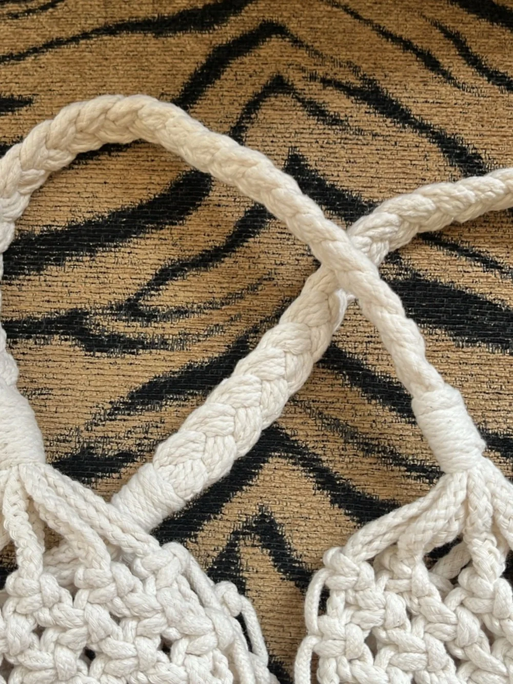 N/A hand knotted